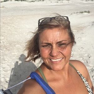 Meet your Posher, Ann